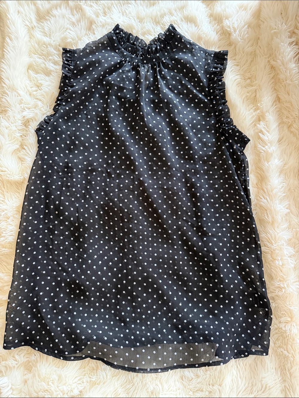 Who What Wear Black Polka Dot Ruffle Mock Neck Sheer Sleeveless Top